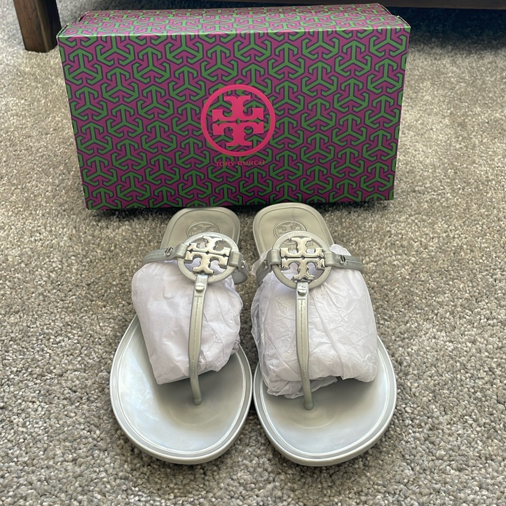 Tory Burch Mini Miller Flat Thong Silver NIB